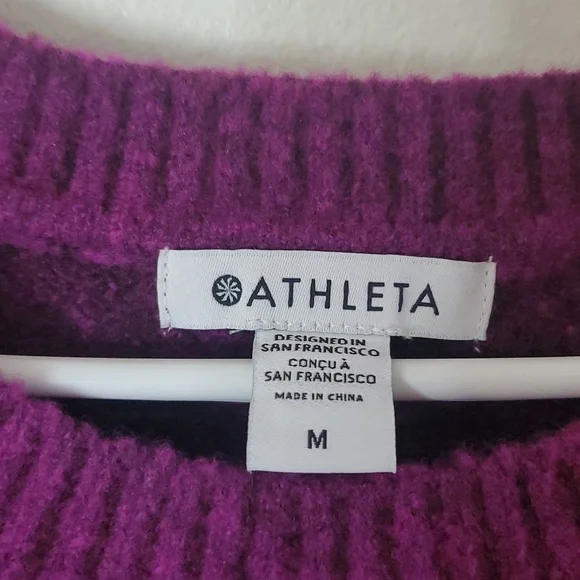 Athleta Jacquard Sweater Size Medium Merino Wool Purple Burgundy Soft Cozy - Picture 5 of 10